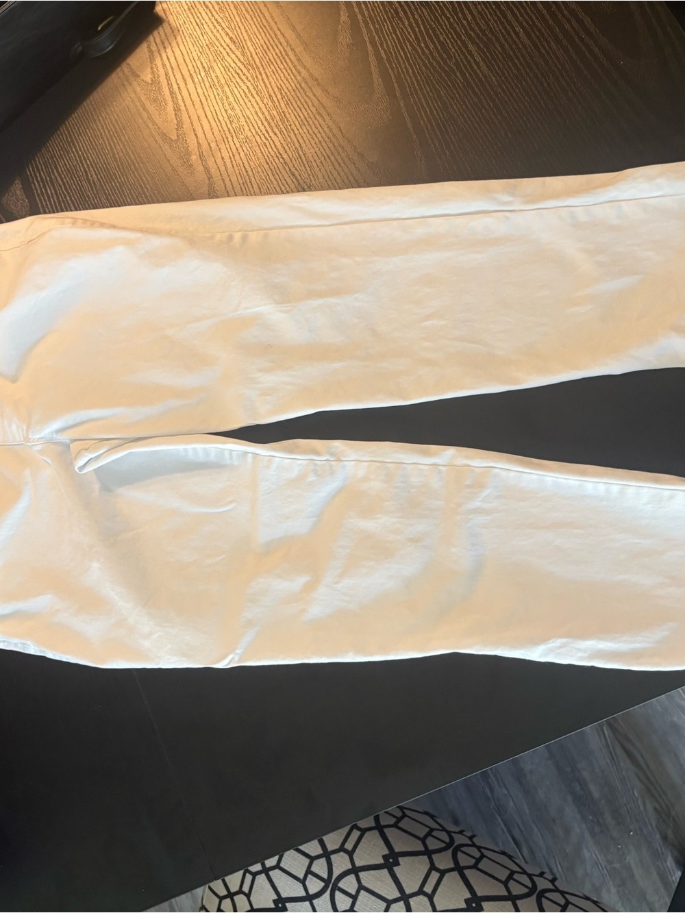Gloria Vanderbilt White Straight-Leg Jeans with Patch Back Pockets